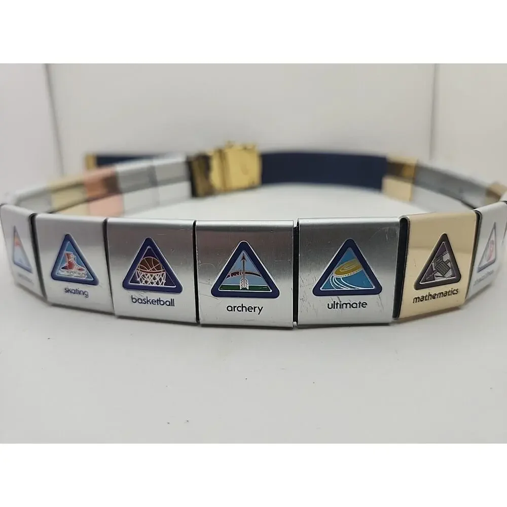 BSA Cub Scout Belt w/ Brass Buckle & 19 Merit Badges Adventure Loop Slides 31 in